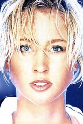 �������������R��