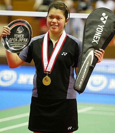 �������@��Ů�ι��