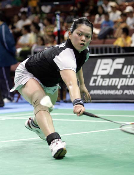 ned_mia_03_bwc05.jpg (32574 ֹ)