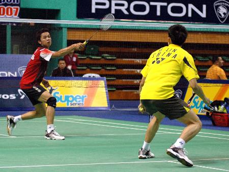 ina_taufik_02_mas07.jpg (36969 ֹ)