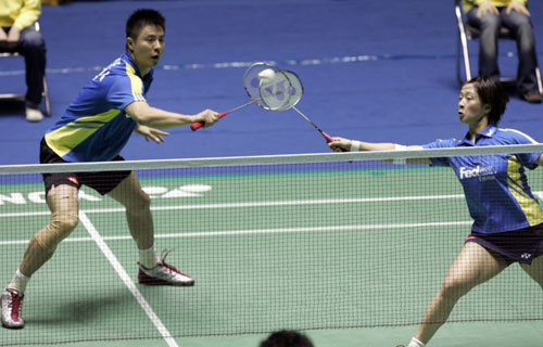 ZhongBoChen Xie/Yawen Zhang CHN �Ї����p�x���x�в�/������