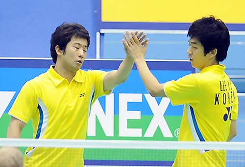 Yongdae Lee/Jungjae Sunge - KRO npx/ڳ